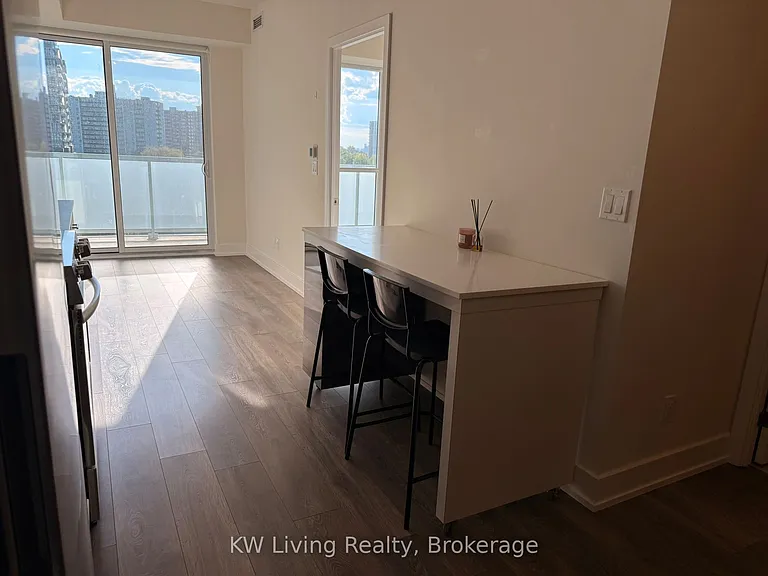 188 Fairview Mall Dr #706 — Photo 16