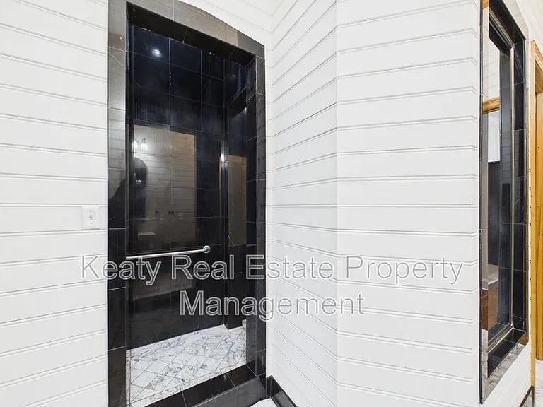 104 Studio Ct — Photo 27
