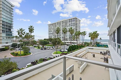 1810 Avenida Del Mundo Photo 1