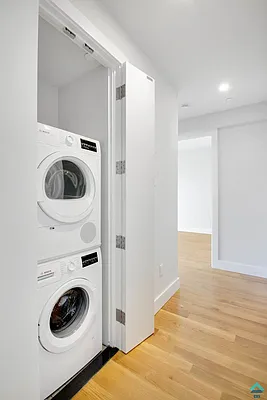 Rented by EXR | media 7