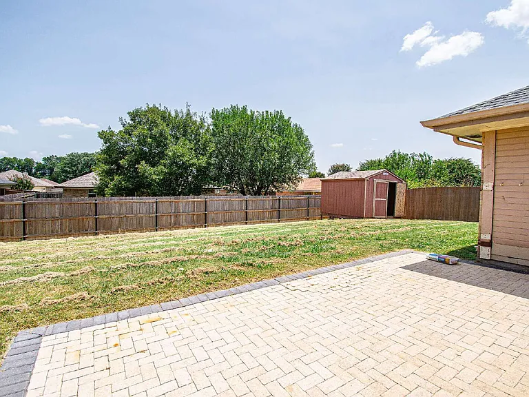 304 Timber Ridge Dr — Photo 25