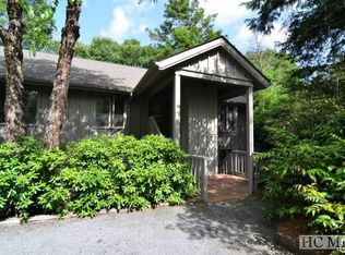 243 Chestnut Cv, Highlands, NC 28741