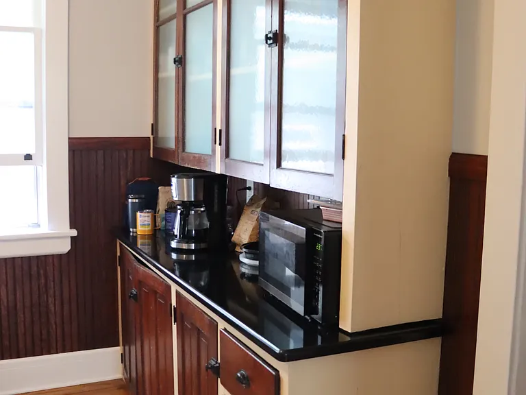 693 Linwood Ave #2 — Photo 7