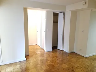 Rented by Manhattan Apartment Organization