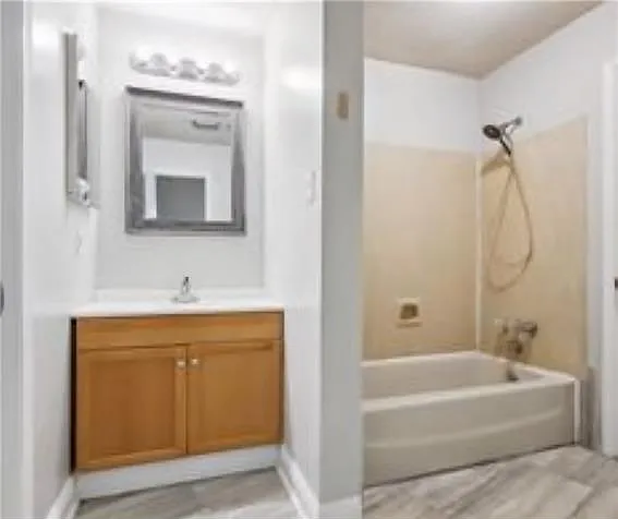 2425 Oxford Pl #171 — Photo 6