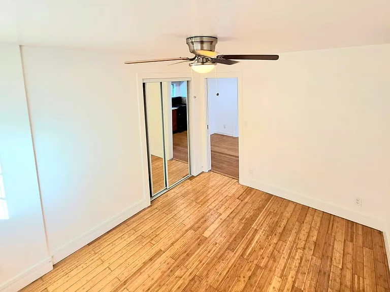 1361 W Vernon Ave #1 — Photo 6