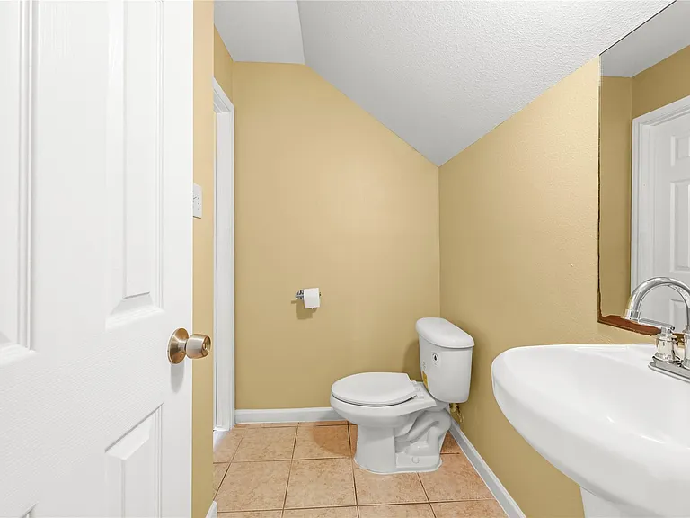 1520 Sherwood Forest St #301 — Photo 17
