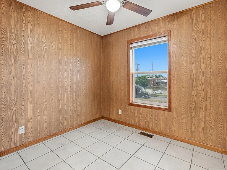 Mid-Town Apartments — Photo 90