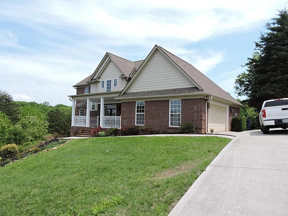 3rd image of 1940 Meadow Stone Ln