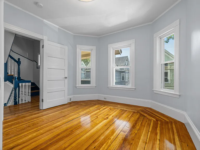 57 Hawthorne St #2A — Photo 10