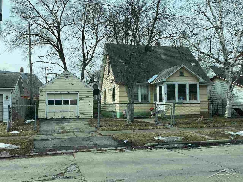 1st image of 215 Meade St