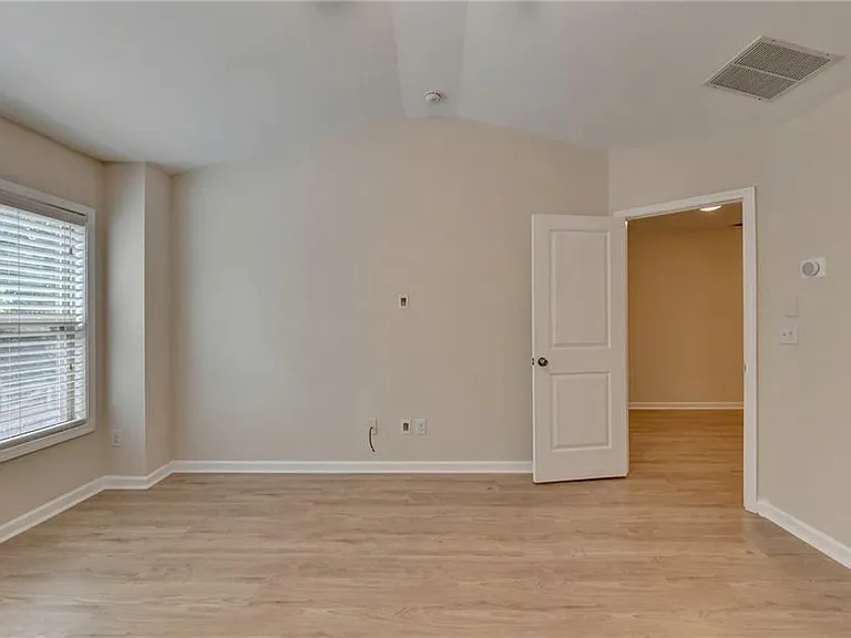 2152 Greencrest Cir — Photo 33