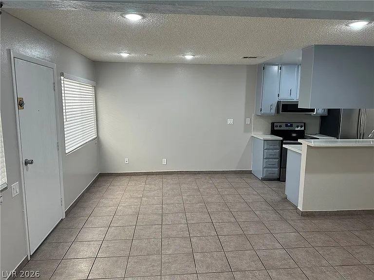 2274 E Desert Inn Rd #0 — Photo 9
