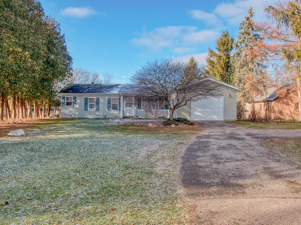 130 S Norton St, Corunna, MI 48817