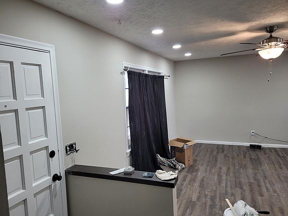 5th image of 3407 Briar Oak St