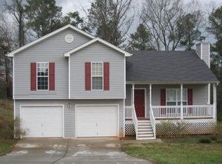 215 Ravenwood Ct, Bethlehem, GA 30620