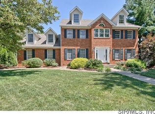 9 Goldenrod Ln, Edwardsville, IL