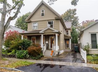 59 Oakland St, Rochester, NY 14620