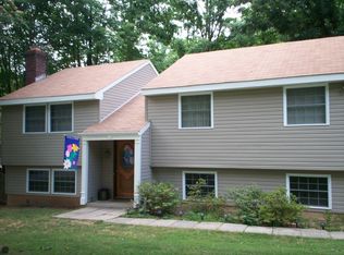 1 Norman Ct, Fredericksburg, VA 22407