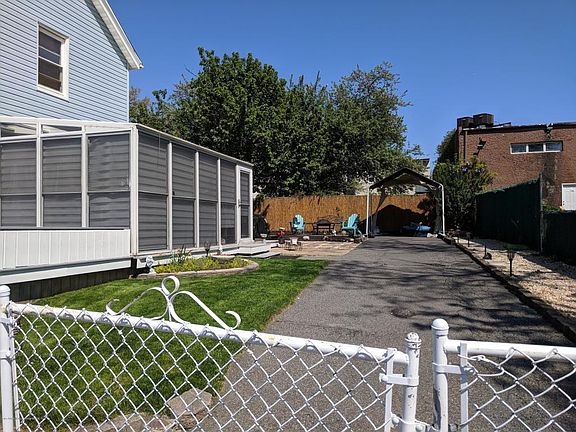 2nd image of 183 Pulaski Ave