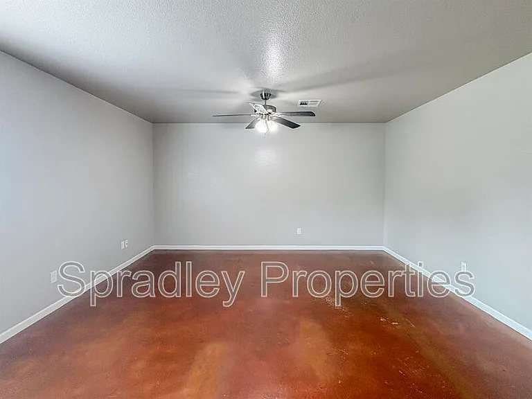 255 E 5th Ave #111 — Photo 2