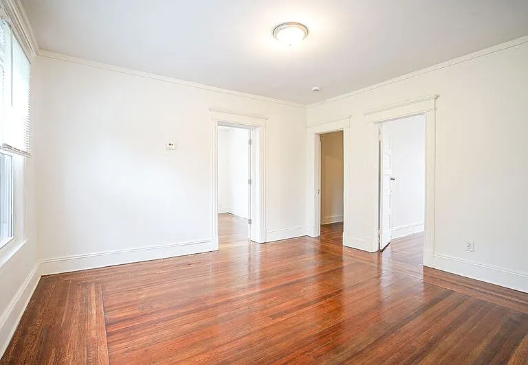 57 Newman St #3 — Photo 11