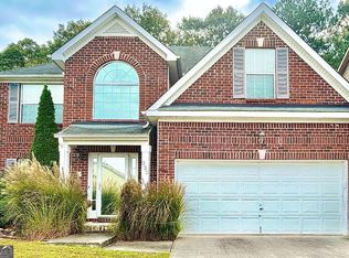 220 Dowsable Way, Fairburn, GA 30213