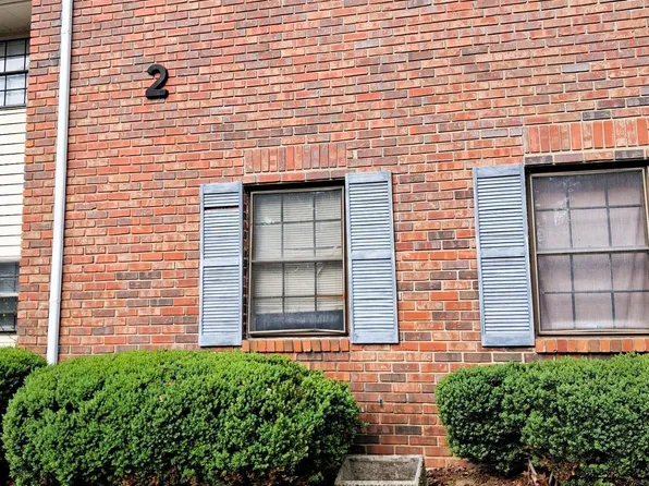 6354 Shannon Pkwy Unit 2D, Union City, GA 30291