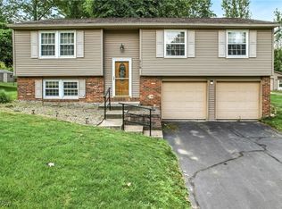 716 Laurelwood Dr SE, Warren, OH