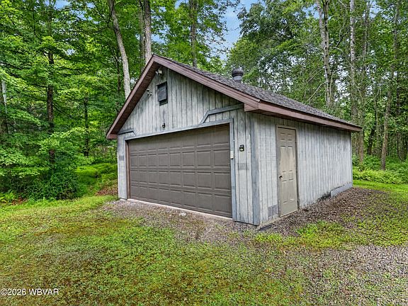4th image of 271 Elk Run Rd