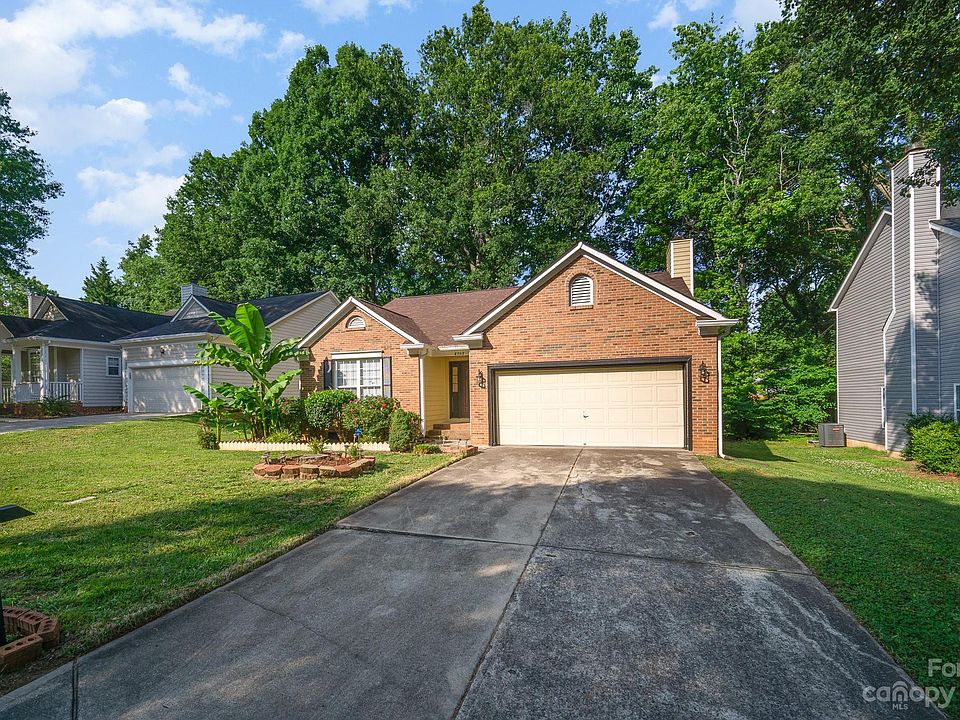 8705 Woodhill Manor Ct, Charlotte, NC 28215 Zillow
