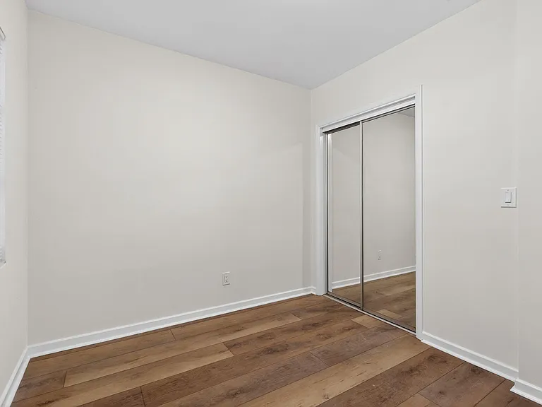 606 Paulina Rd — Photo 38