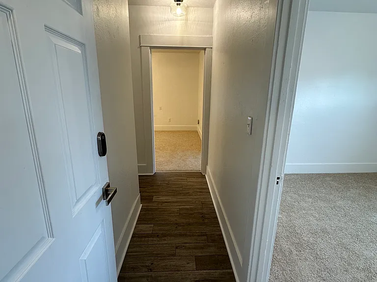 1335 SE Linn St #B — Photo 1