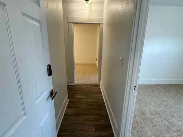 1335 SE Linn St APT B, Portland, OR 97202