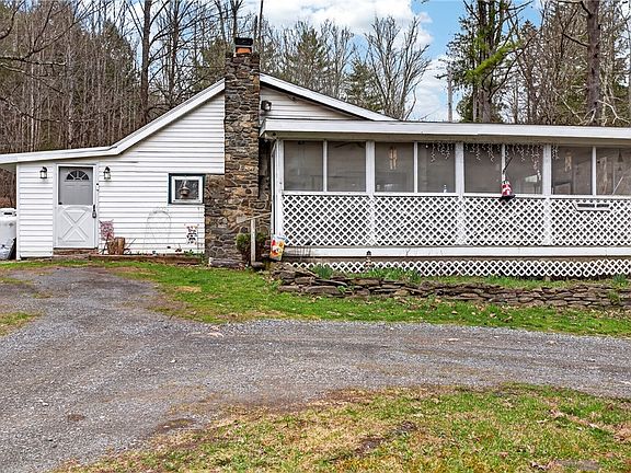 2nd image of 108 Posson Hill Rd