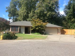 725 Brandonbury Ln, Chico, CA 95926