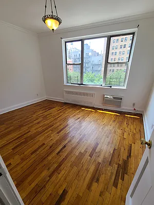 Rented by Corcoran | media 23