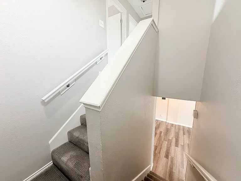 2412 Lakeview Cir #2414 — Photo 19