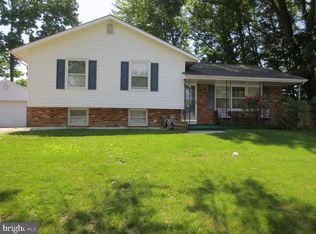 9 Greenfield Ct, Newark, DE 19713