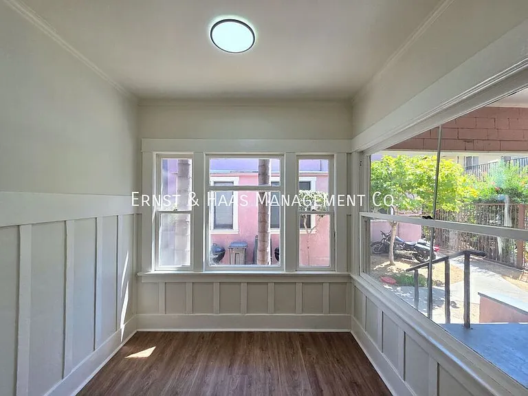 1027 1/2 E Ocean Blvd — Photo 6