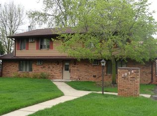 1016 Parkwood Ln #4, Jefferson, WI 53549