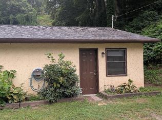 42 Camden Pl APT D, Sylva, NC 28779