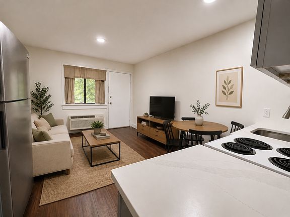 5th image of 207 Old Chimney Ridge Rd #L