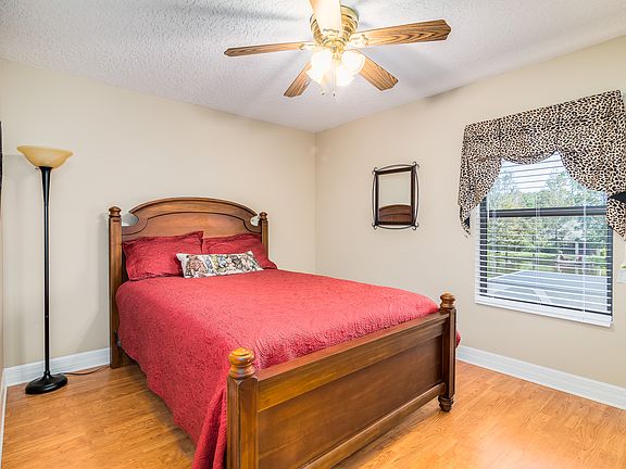 4th image of 4225 Hickory Lake Ct