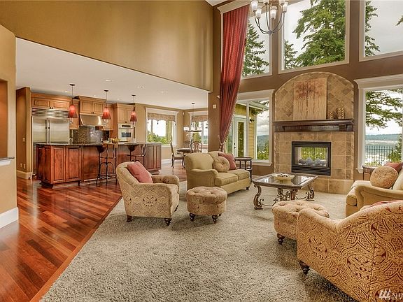 4th image of 3611 124th Avenue Ct E