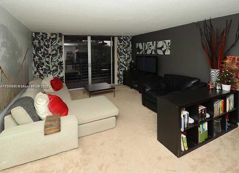 1st image of 9431 Live Oak Pl APT 305