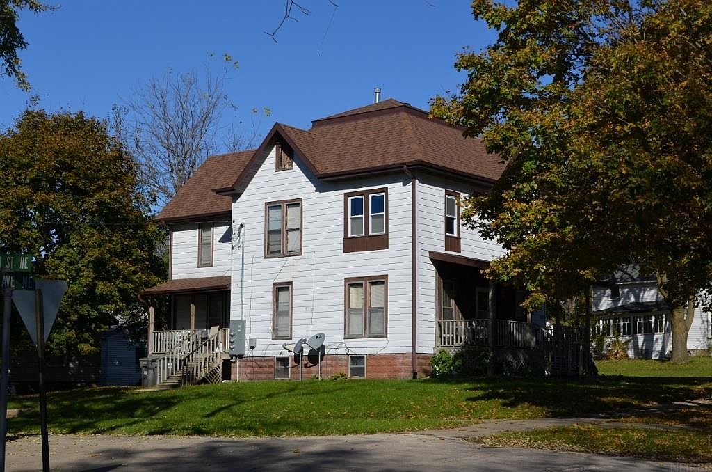 402 1st Ave NE, Oelwein, IA 50662 Zillow