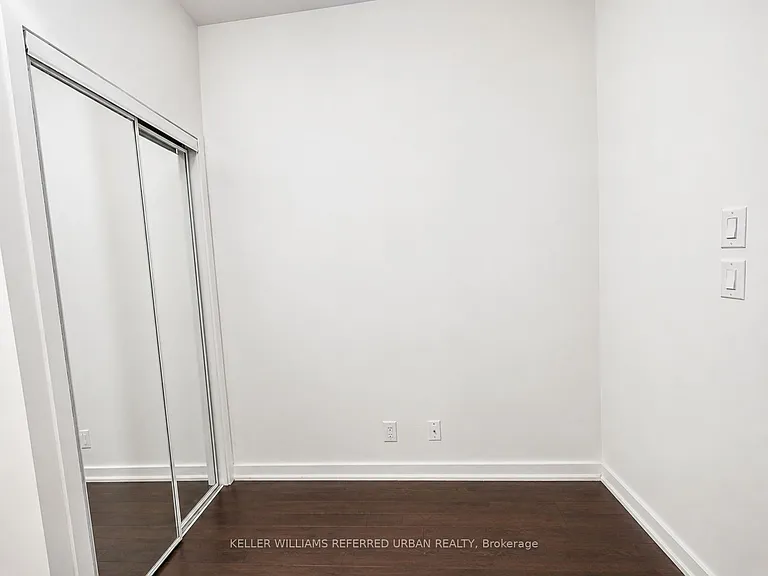 14 York St #4309 — Photo 7