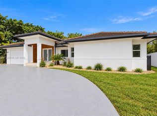 6421 Miller Dr, Miami, FL 33155
