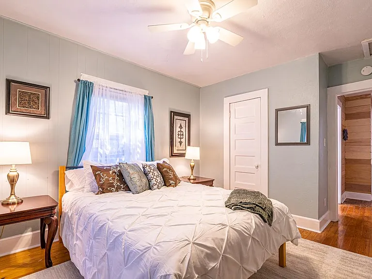 1300 Sparkman St SW — Photo 24